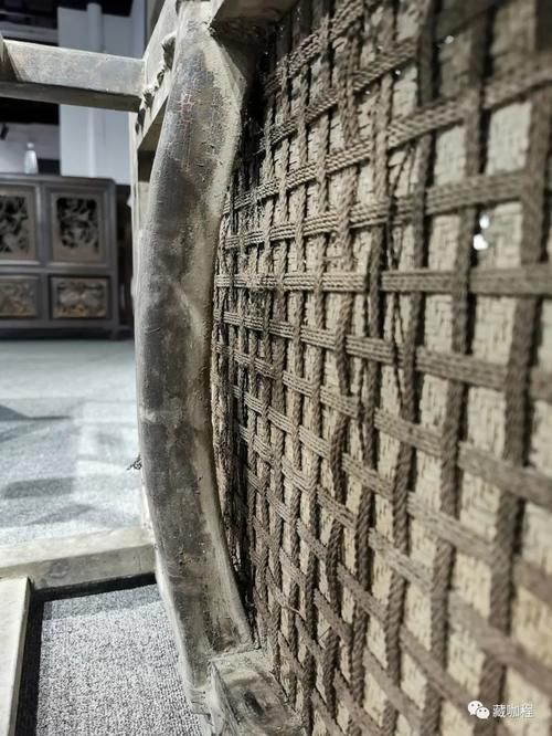  大开眼界|造型奇特有创意，超宽禅椅让人大开眼界