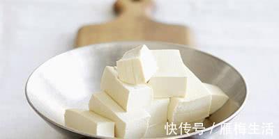 膳食纤维|秋燥容易便秘此10种便宜货，却是便秘的敌人，黑臭宿便不见