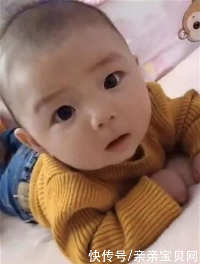宝妈|宝妈生下“黑脸宝宝”，家人纷纷嫌弃丑，2个月后宝宝完美逆袭