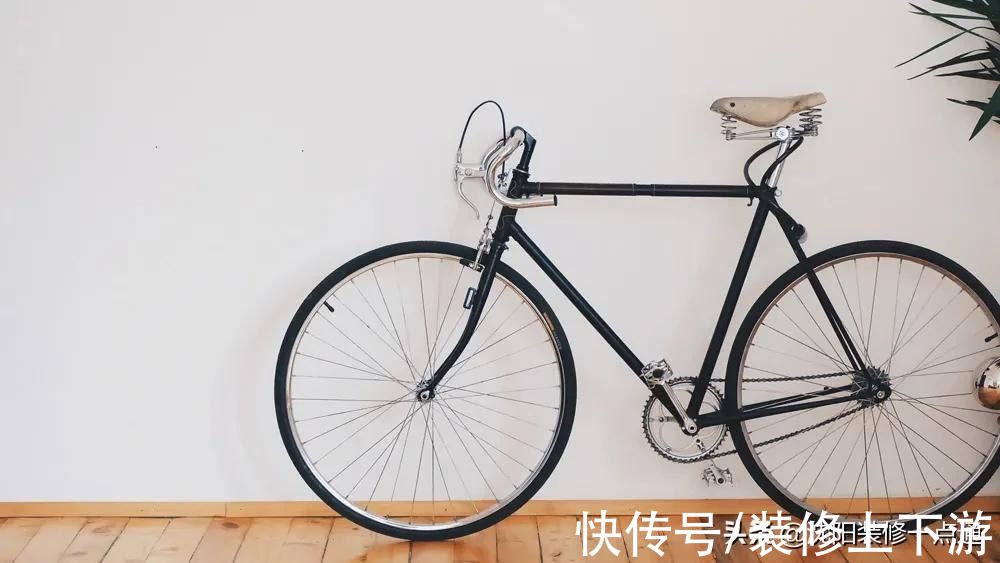 玻璃胶|踢脚线到底有没有用？