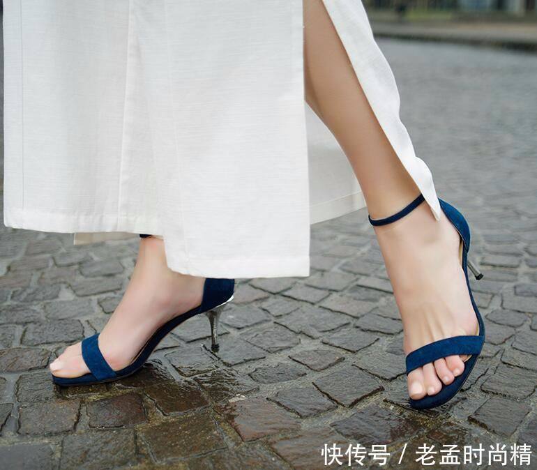 风情|简约气质的高跟凉鞋,一字带设计散发女性的魅力风情