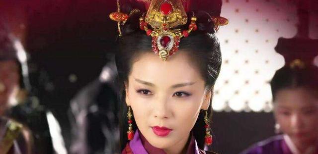 手握|戚夫人父亲戚鳃，位高权重手握兵马，为何在戚夫人被害时不动声色