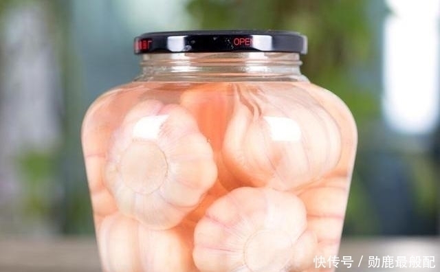 个妙|冬天如何保存大蒜,才不容易发芽试试2个妙招,耐储存,不易坏
