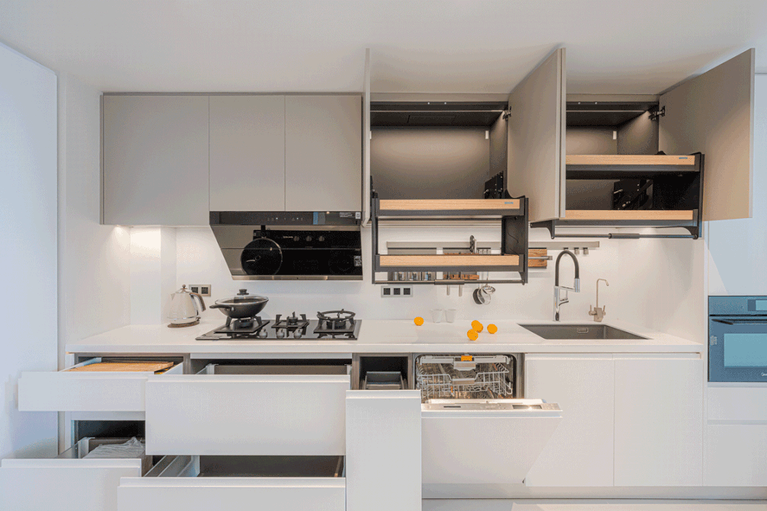 浅灰色|75㎡ 两居室，超多储物空间好看又实用，又充满高级感的生活空间~