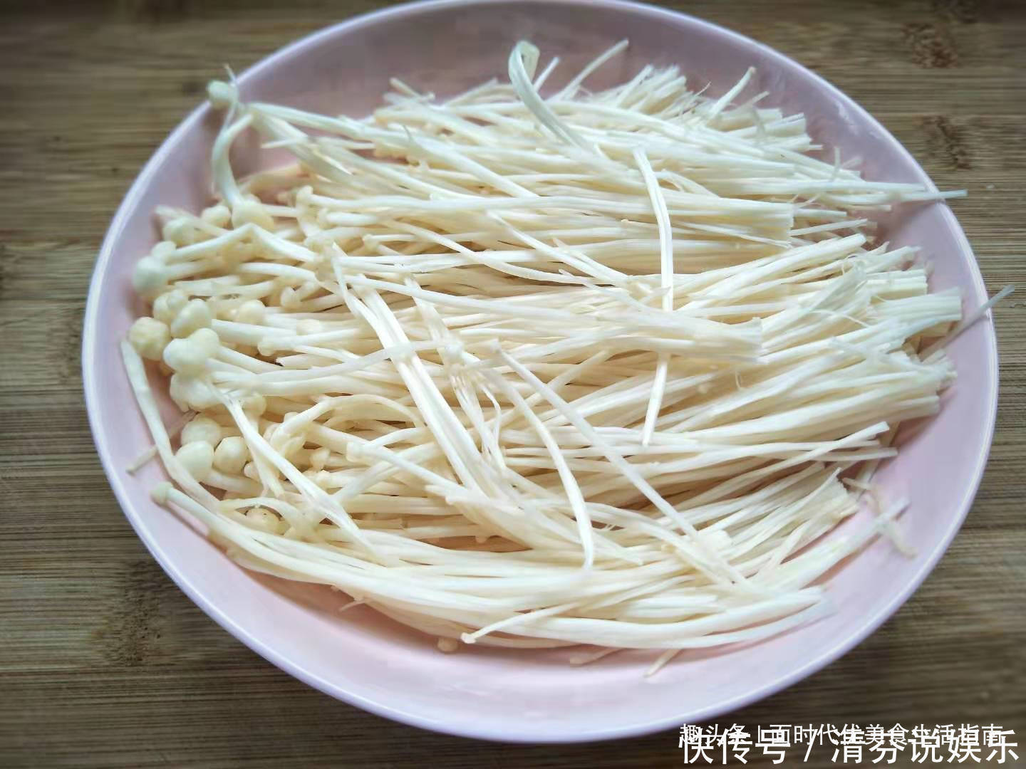 春季,孩子长个,多给孩子做此汤,益智健脑又补钙,常喝身体棒!