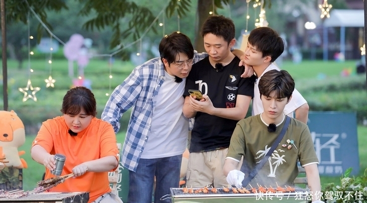 春游家族|“春游家族”四缺一,甜歌小王子加盟