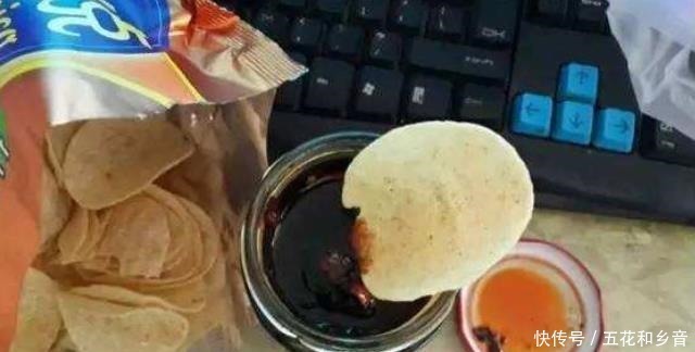 老干妈|老干妈的5种新吃法，拌面拌饭太普通，图9让吃货们“眼前一亮”