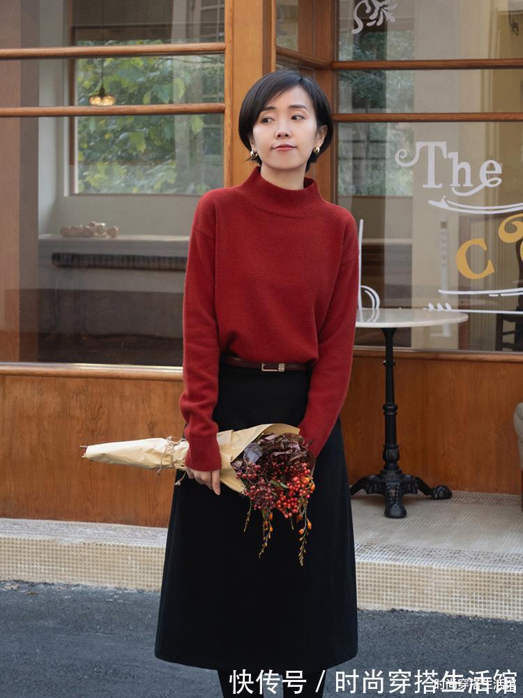tips|降温了,被这位小姐姐穿搭圈粉了,毛衣这样穿时髦保暖又显瘦