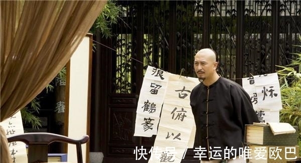 岳飞墓@秦桧后人中状元,路过岳飞墓留下两句诗,成千古名句被世人称赞