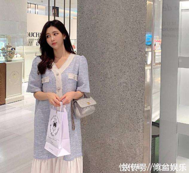 刘海 老得慢的女人,总是不会放过下面4种发型,经典活力,格外显气质