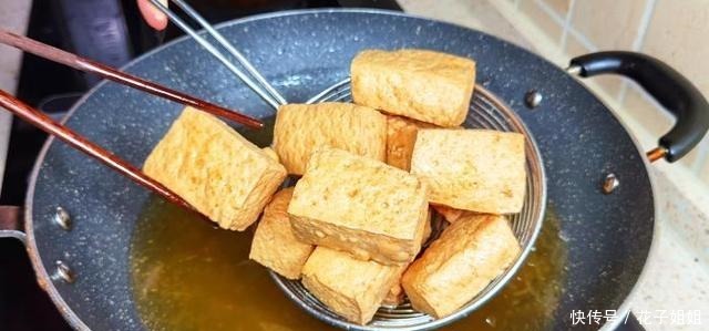 我家年夜饭的压轴菜,只需简单一蒸,营养又好吃,寓意多财多福