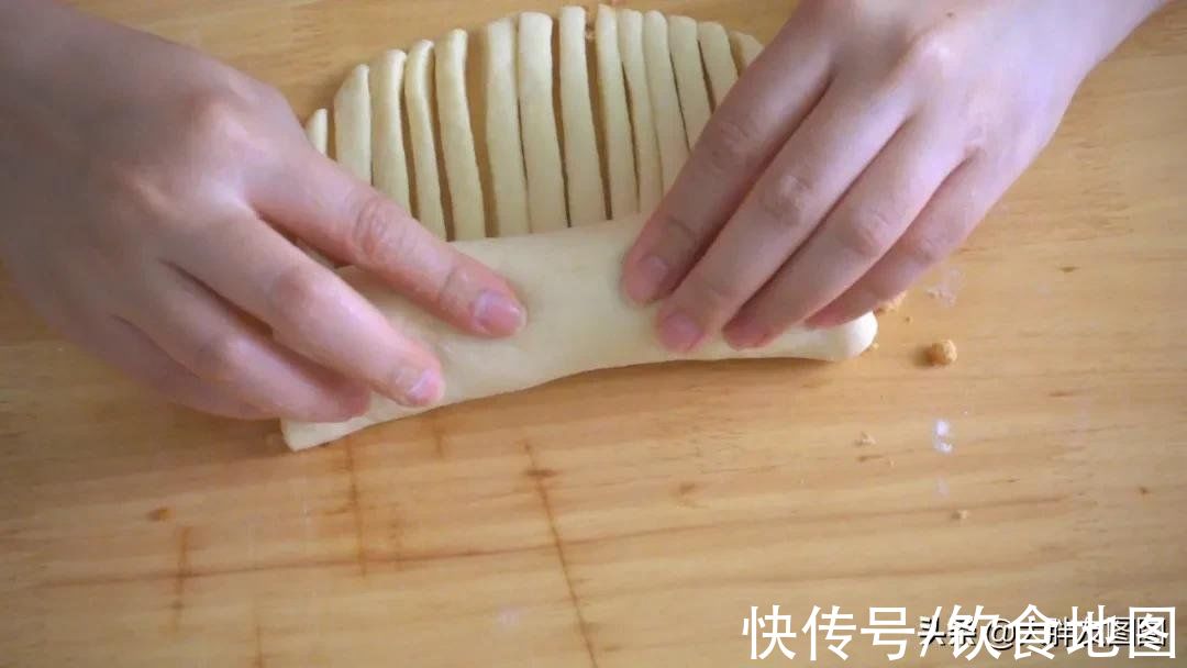 1包3味,面包也可盐可甜,拆到什么吃什么,惊喜与美味同享