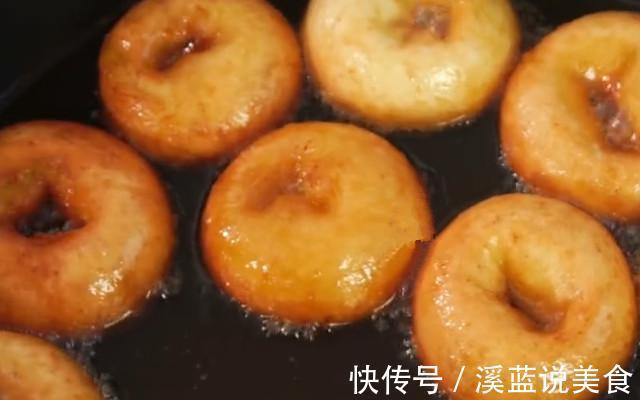 面粉别再蒸馒头了，换种新鲜做法，香甜酥软，比面包还好吃！