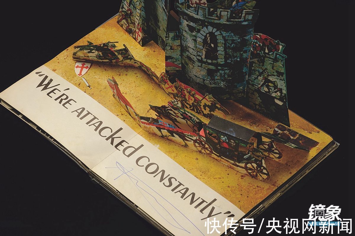 君特·格拉斯#他在北京蜗居30㎡，却收藏价值千万“最美的书”