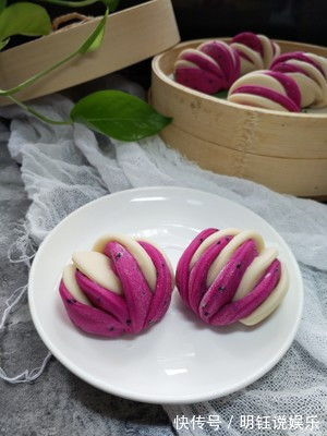 面粉新做法,做一顿吃三天,松软又香甜,比做馒头还简单!