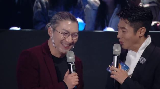 主持人|跨年晚会齐翻车,b站2亿观众失望而归,芒果老牌主持脸面不保