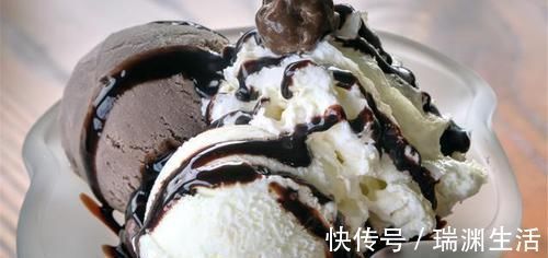 食物|长期失眠的人,睡前少碰3物,多喝3水,宁心安神,整夜睡得香甜