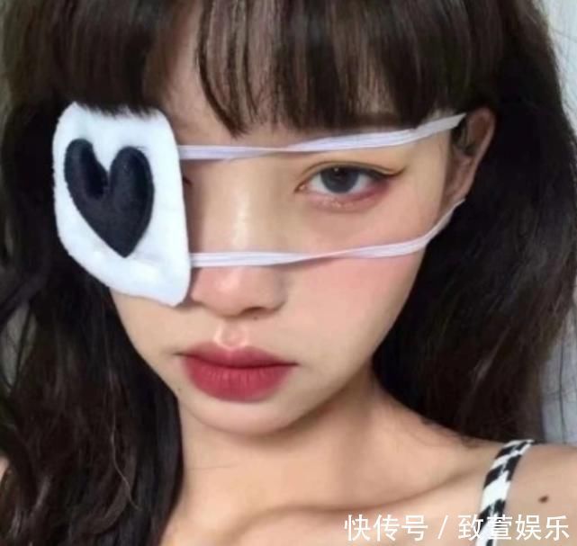 闺蜜|脸上这“3地方”凸起的女生,是标准“樱花脸”,全中闺蜜都嫉妒