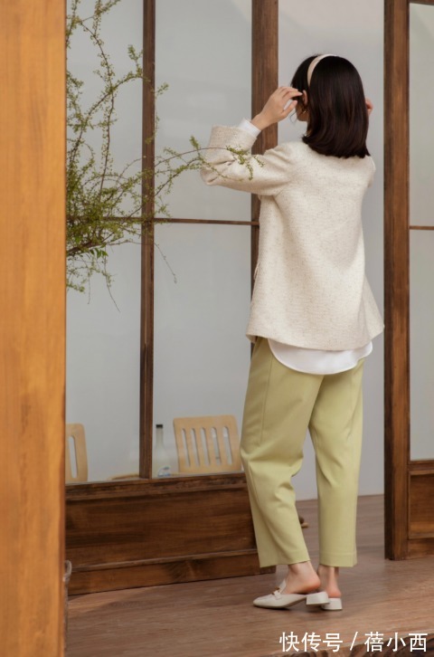 气质|再冷也不能乱穿衣,气质女性给自己买这4件外套吧,时髦有气质!