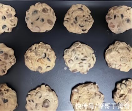 10年西点师傅，教你制作巧克力饼干，好吃又酥脆