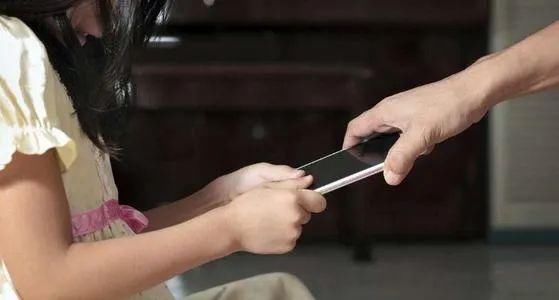 戒掉|如何让孩子戒掉手机?