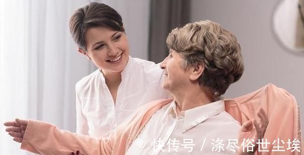 女性朋友|女人此处越“酥”，就老得越快！如果你不清楚，衰老就要追上你了