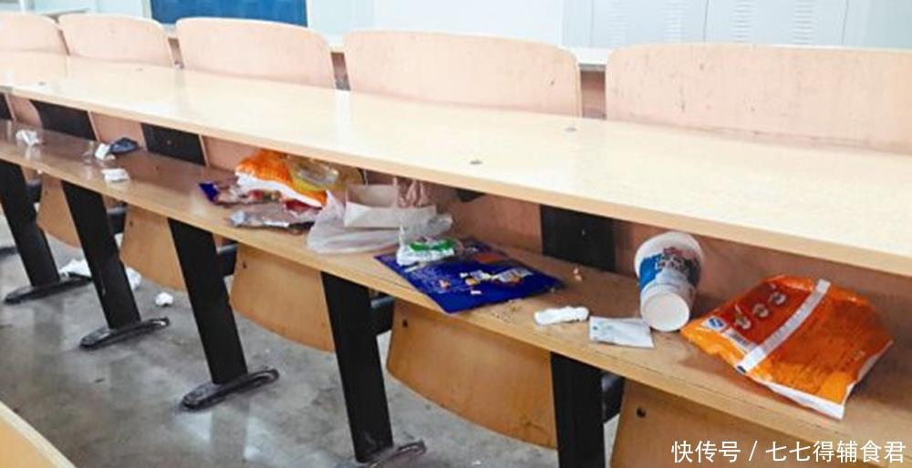 学生|孩子没吃早餐在班级里吃面包，老师惩罚买40多份，家长反驳：凭啥