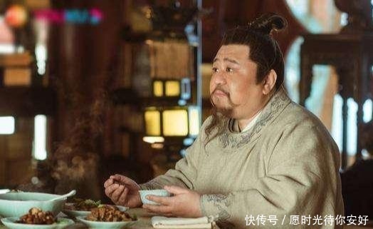 校场|史书记载:朱高炽站着射箭百发百中!学者:史官拐着弯儿骂他呢!