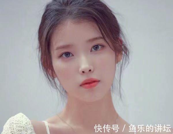 量感|五官有3个特点的普通女生,很适合留空气刘海,显嫩还时髦