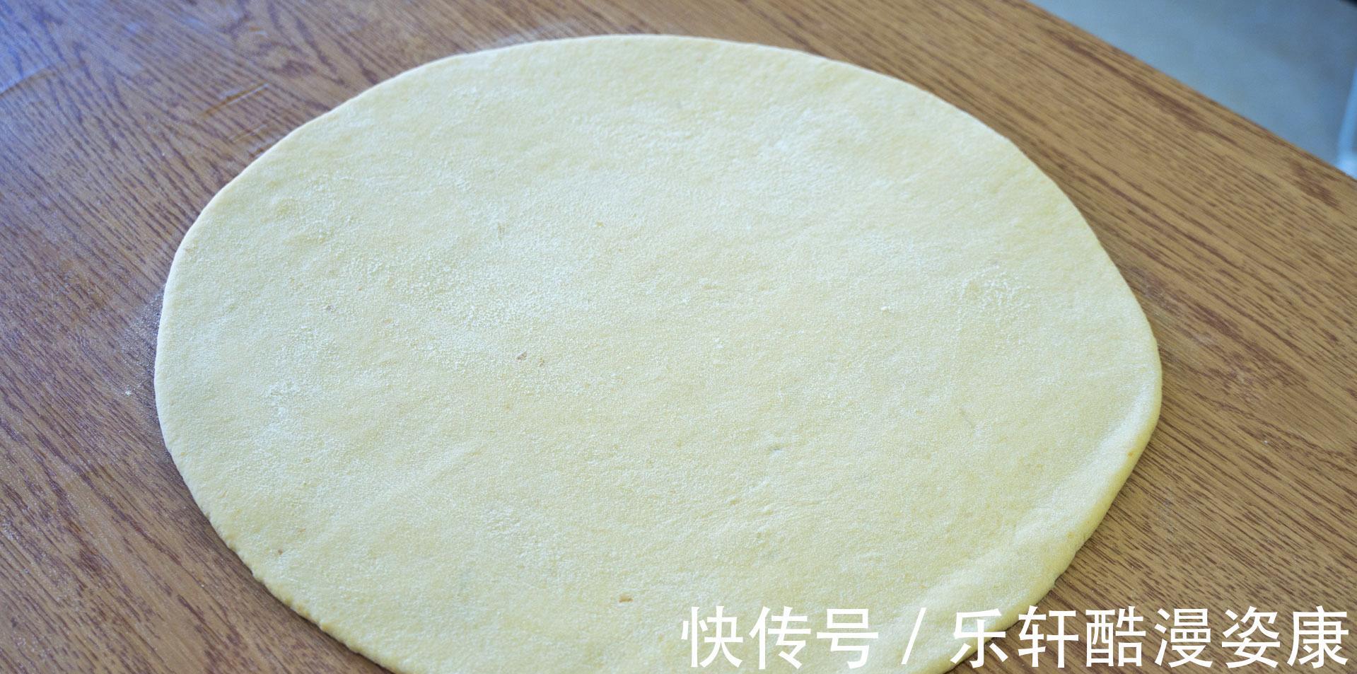 秋天南瓜是个宝,分享5种南瓜饼做法,软糯香甜,男女老少都爱吃