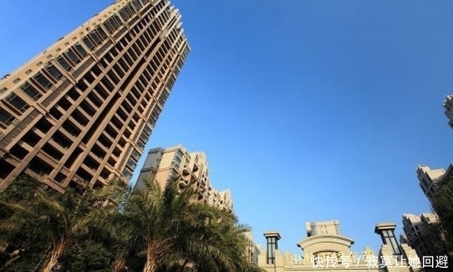 融创|中国房企销量王:11个月销售额达7763亿,赶超恒大、万科、融创