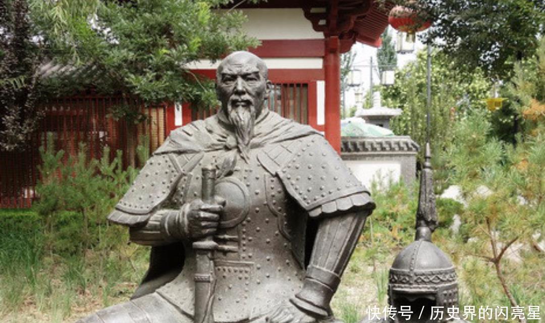 立刻|将军上厕所时看到大量蚂蚁，立刻下令全军撤退，救下了全军性命！