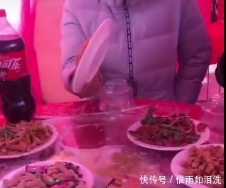 冻住|奇闻:小伙参加婚礼,结果一桌菜全被冻住,彻底凉凉了