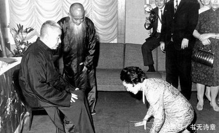 抑郁|曾经蒋介石的左膀右臂,一个成为第二号人物,一个却抑郁终老