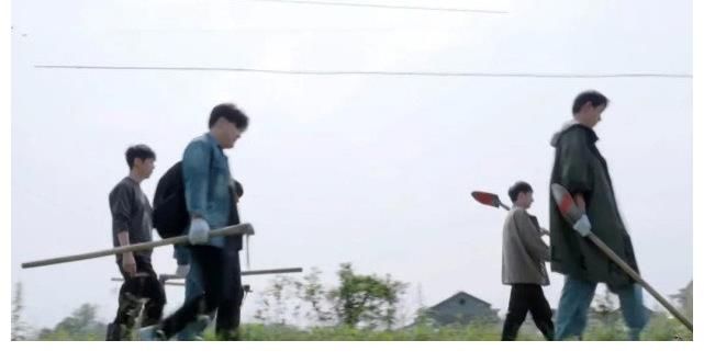 张艺兴|张艺兴太像小朋友了!写歌灵感来自动画片,模仿彭昱畅打呼太搞笑