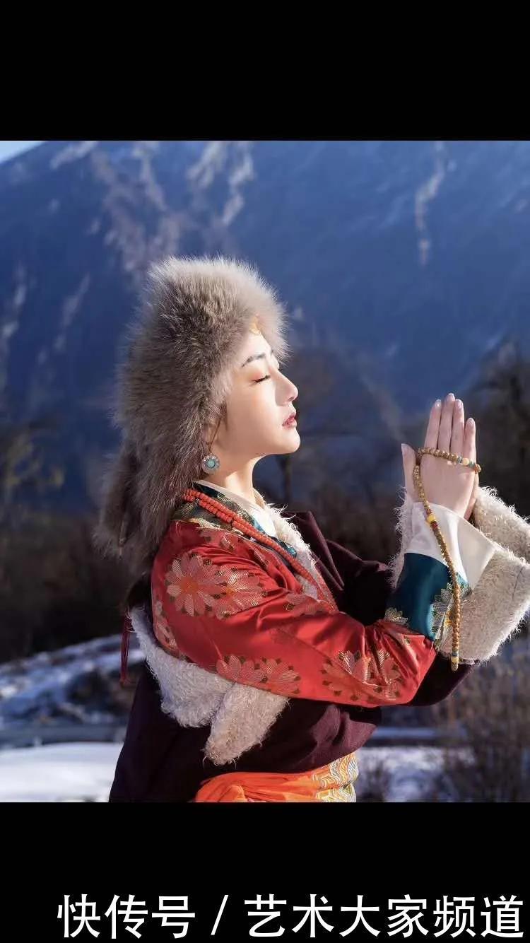 【2021新时代文艺先锋书画人物】——周曦