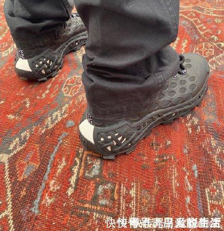 安踏|安踏联名“范思哲”!颜值满分,国外明星上脚,老外也爱进口鞋