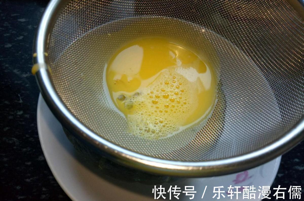 营养健康|南瓜蒸蛋搭配上牛奶，香甜可口营养健康，入口即化