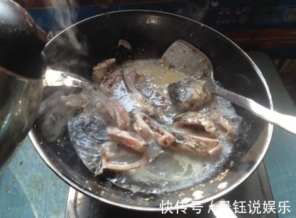 鱼肉|40年大厨不管炖什么鱼，牢记这“3点”，鱼肉鲜嫩无腥味