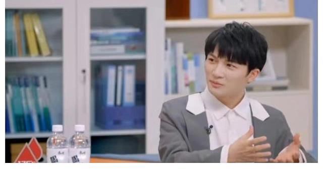 《令人心動的offer3》我淋過雨，所以不希望你淋雨，暖心周深