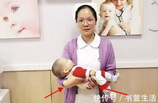 孩子|别这样抱孩子了,伤了宝宝脊柱你还不知道,附不同月份的正确抱法