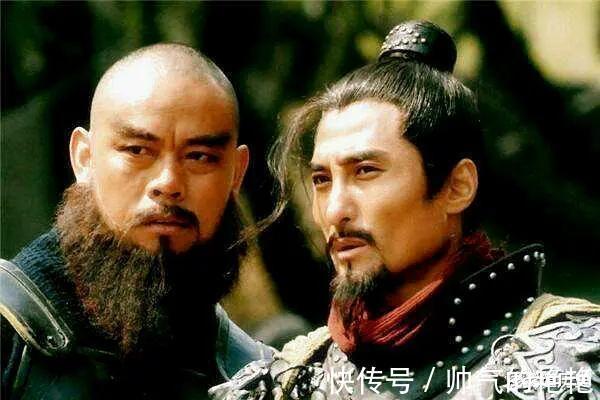 高衙内!为何林冲娘子会自尽,高衙内得手了锦儿向林冲讲述目睹的全过程