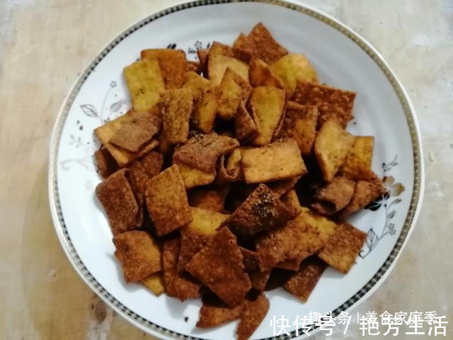 番茄酱|小米别再煮粥了,两个鸡蛋,一碗面粉,做点休闲小零食,特别好吃