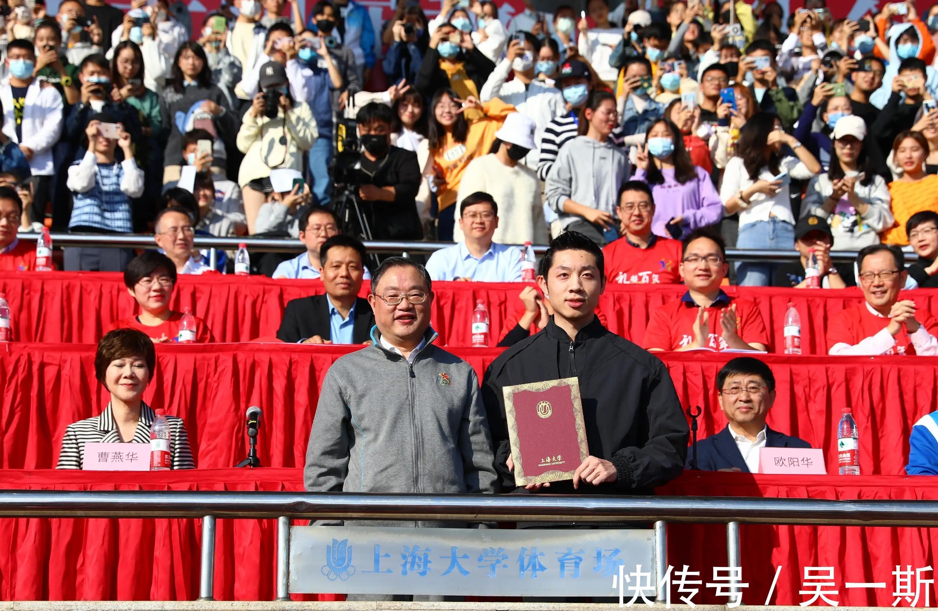 許昕|國(guó)乒榮耀!丁寧為冬奧歌唱,許昕去上大當(dāng)教授,都在傳遞體育精神