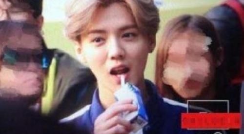 跑男中大家为了打广告都喝过安慕希酸奶,作为元老的他却始终没喝过