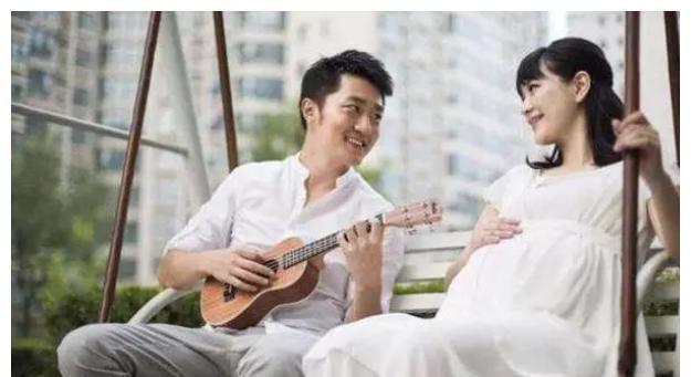 医生|宝宝出生后“没肛门”,夫妻俩急忙送医检查,医生:都怪你丈夫