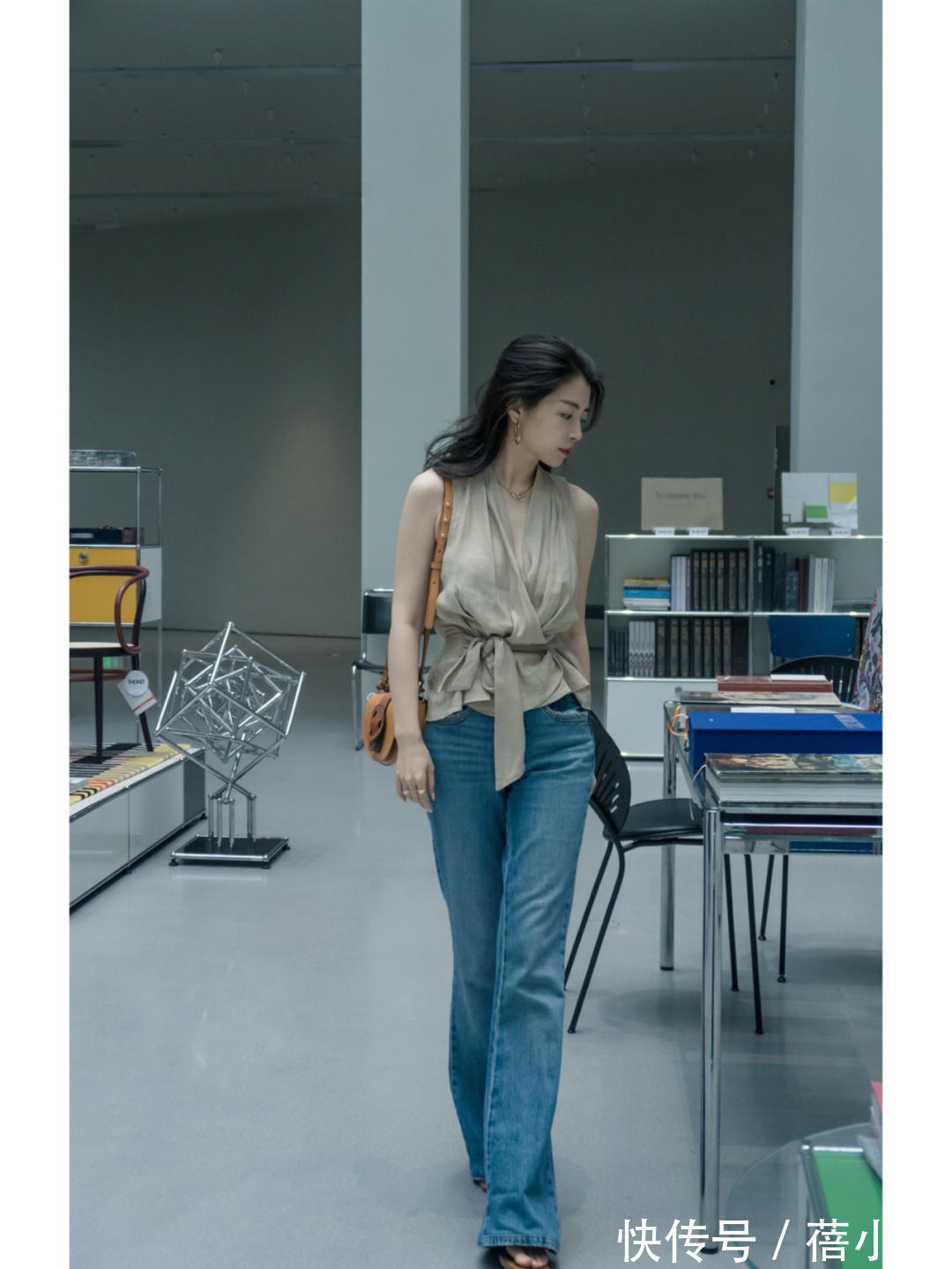 露肤|跟三木博主学穿衣,穿搭小白也能逆袭时尚女神,这4个技巧就够了