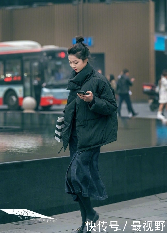  城市|街拍：美到心坎里的8款冬季穿搭，时髦显瘦显气质，想低调都难！