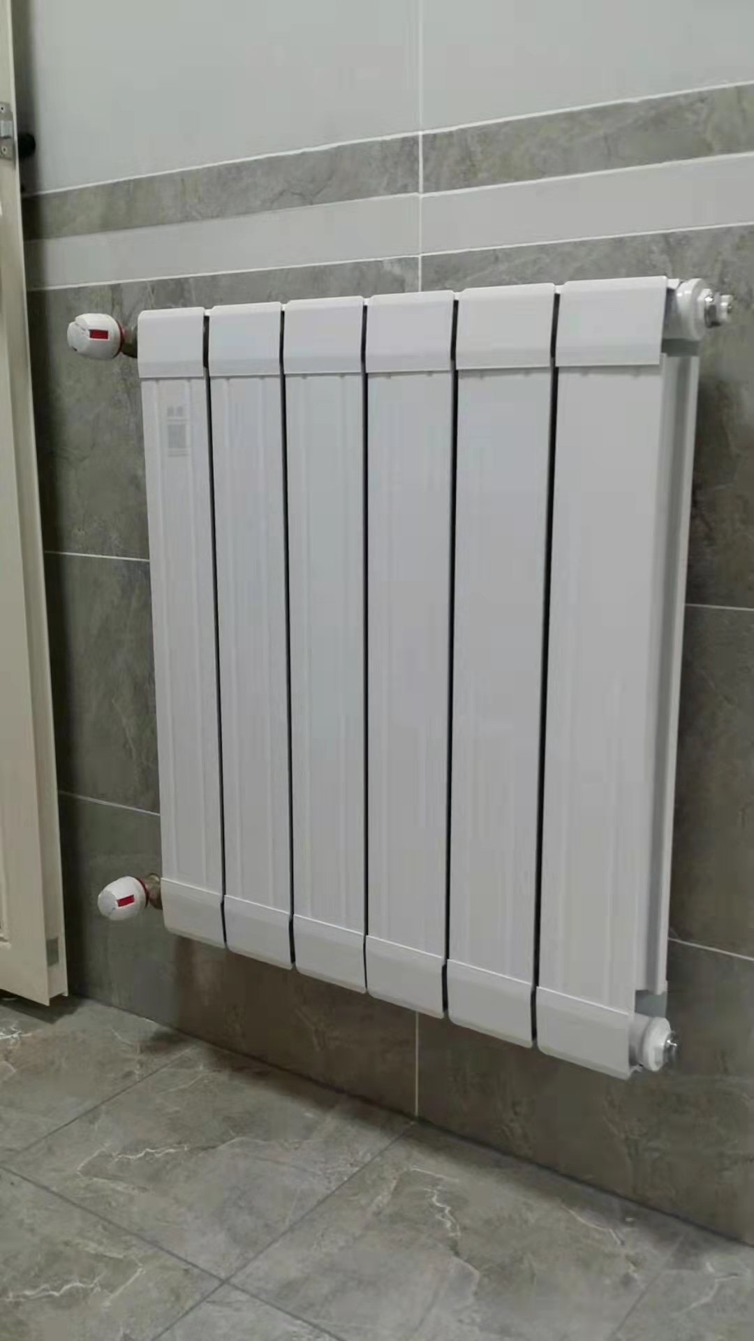 添加|家里增改暖气片多安装一组行吗?