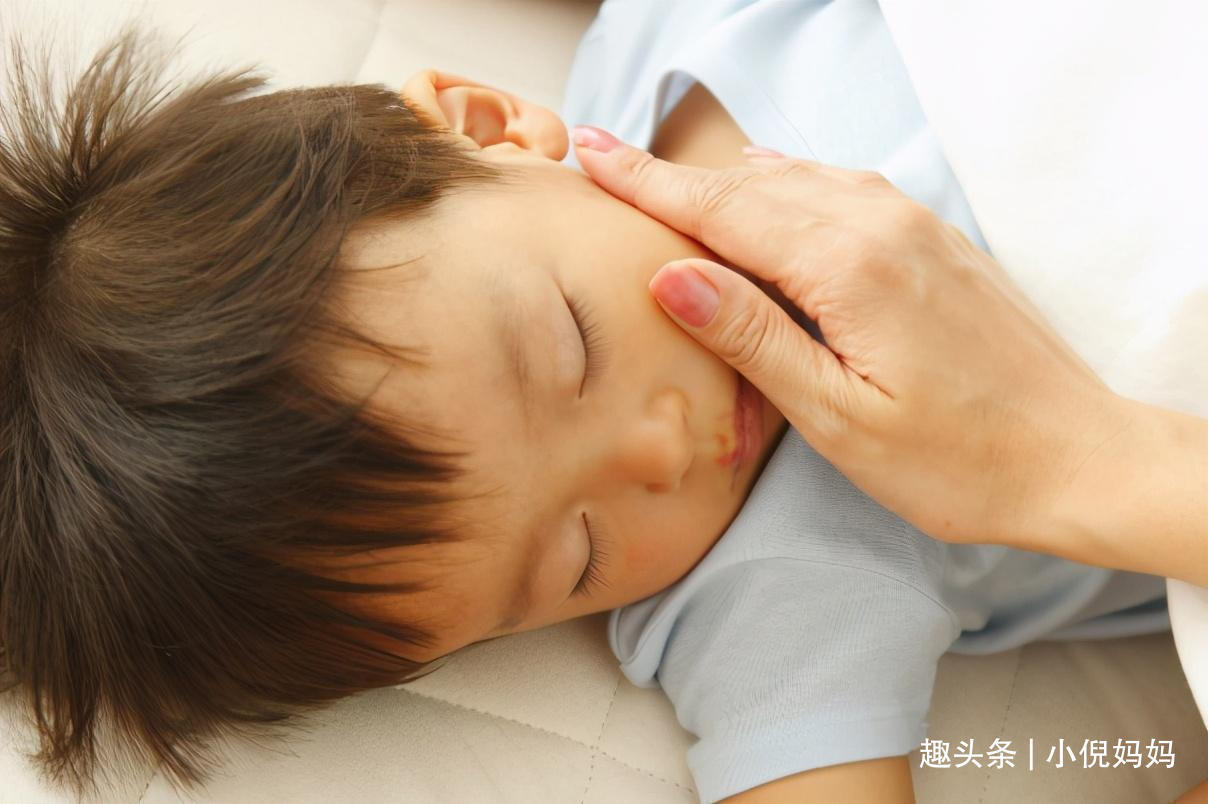 鲍喜顺|中国第一巨人鲍喜顺不听医生劝告,执意生下一子,一家现状如何